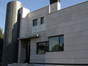 Surround building